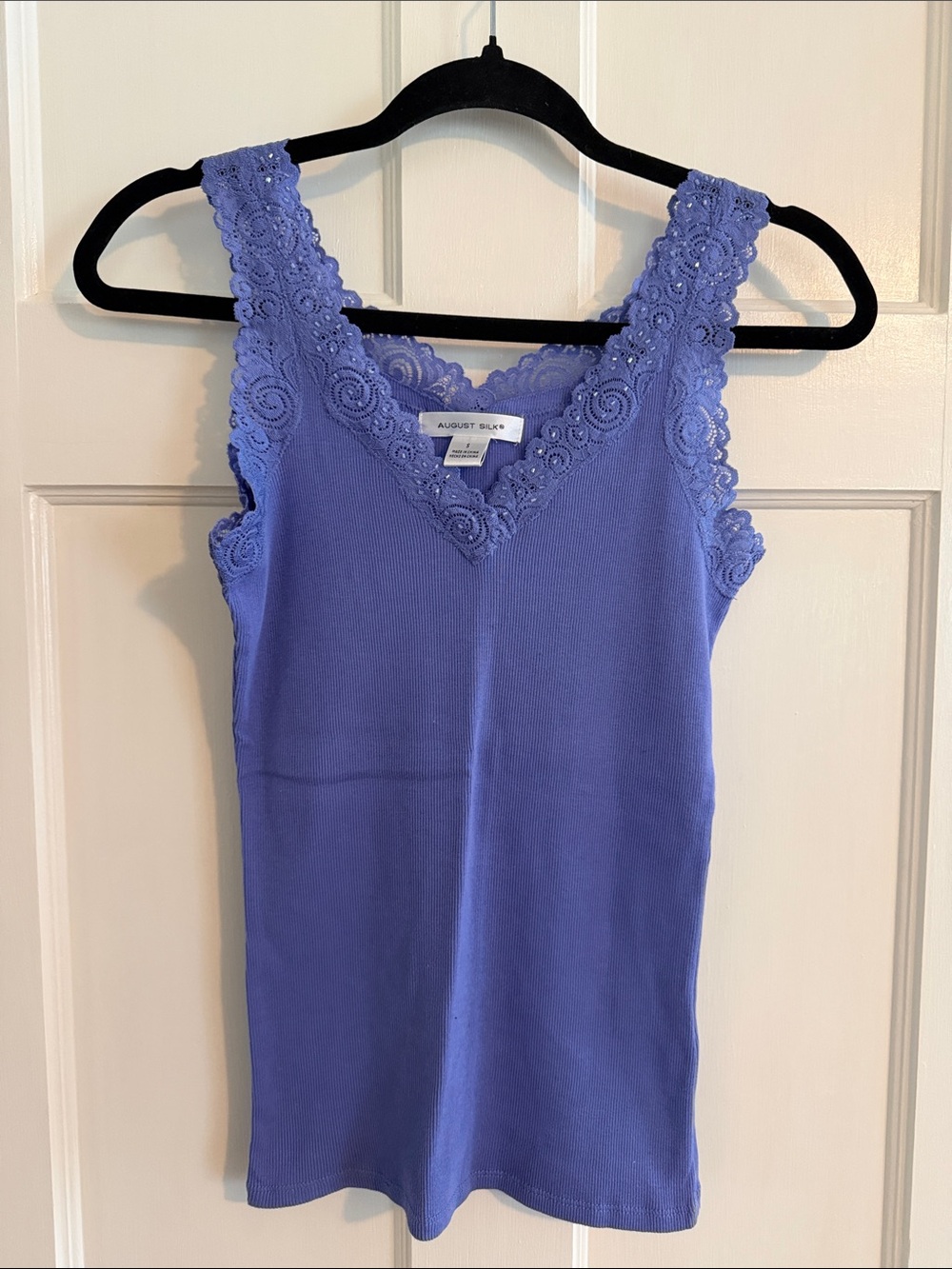 🪻August Silk purple v-neck tank with lace and beaded detail. Size S.